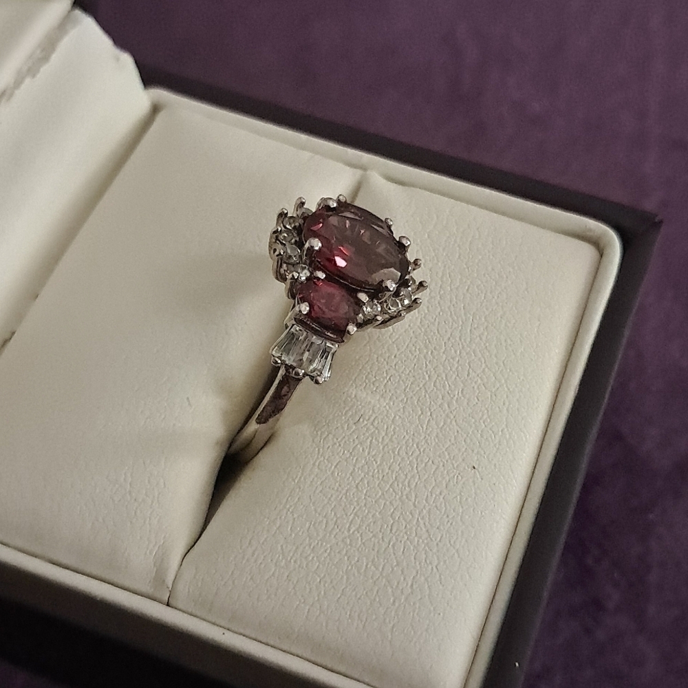 Natural Wine Garnet & Natural White Zircon Ring. - Picture 2 of 9